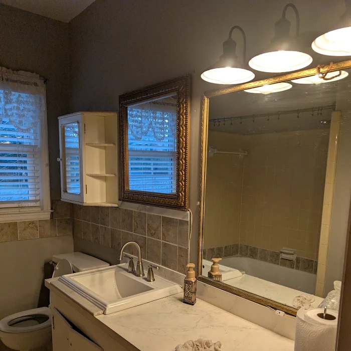 Carolina Bath LLC project photo from Alita Borquez's review